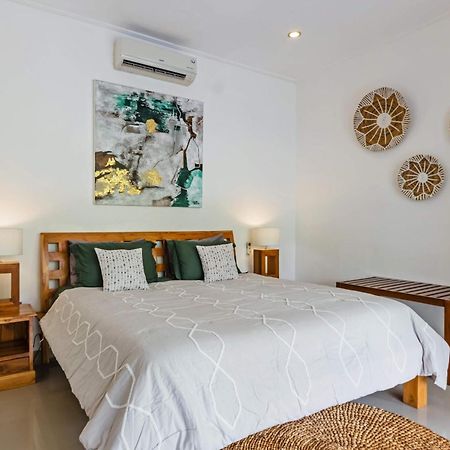 Adorable 1Br Villas In The Herat Of Seminyak Exterior photo